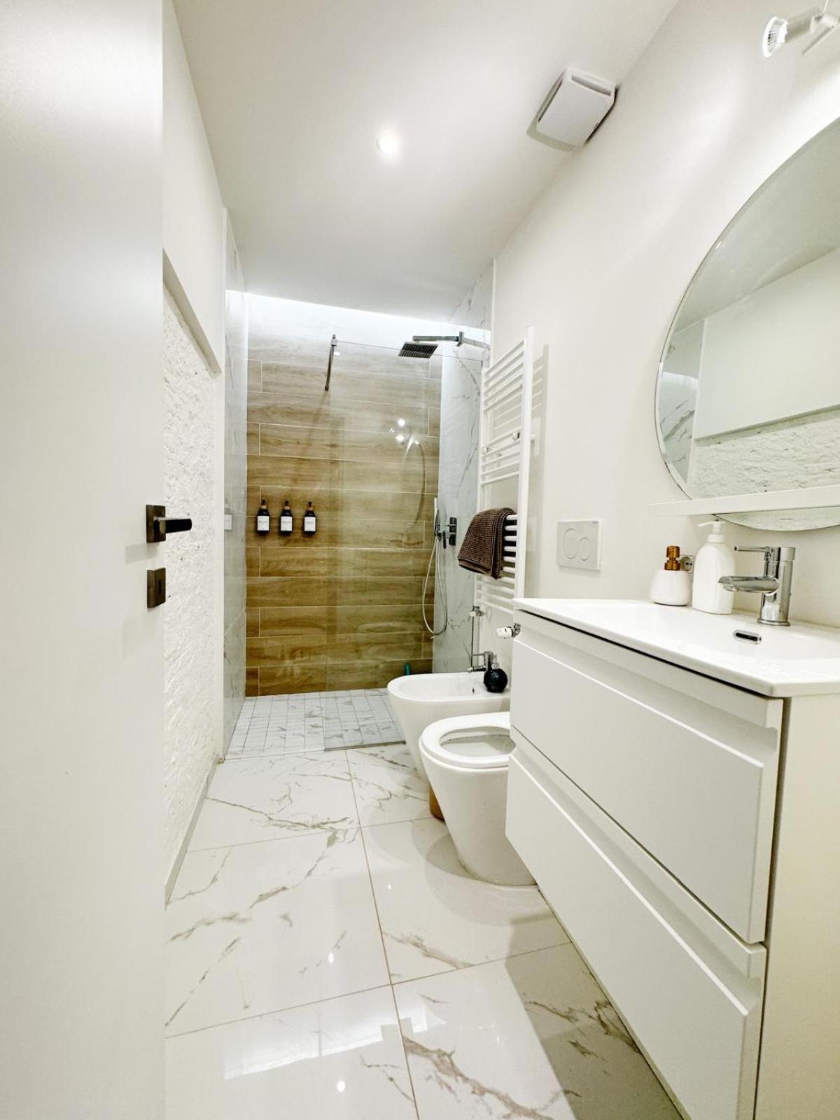 Boutique Room - Centro Storico 20 Min Da Firenze Empoli Eksteriør billede