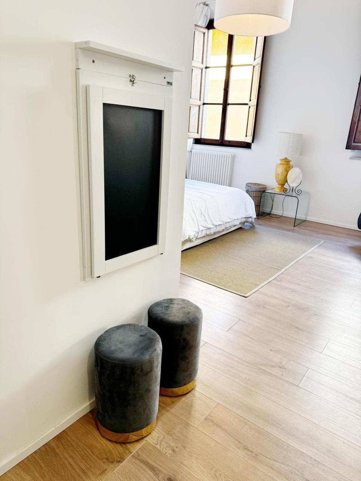 Boutique Room - Centro Storico 20 Min Da Firenze Empoli Eksteriør billede
