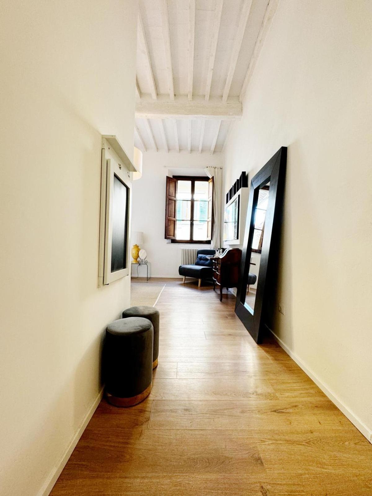 Boutique Room - Centro Storico 20 Min Da Firenze Empoli Eksteriør billede