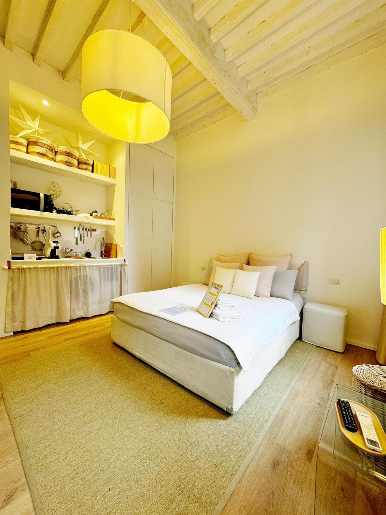 Boutique Room - Centro Storico 20 Min Da Firenze Empoli Eksteriør billede
